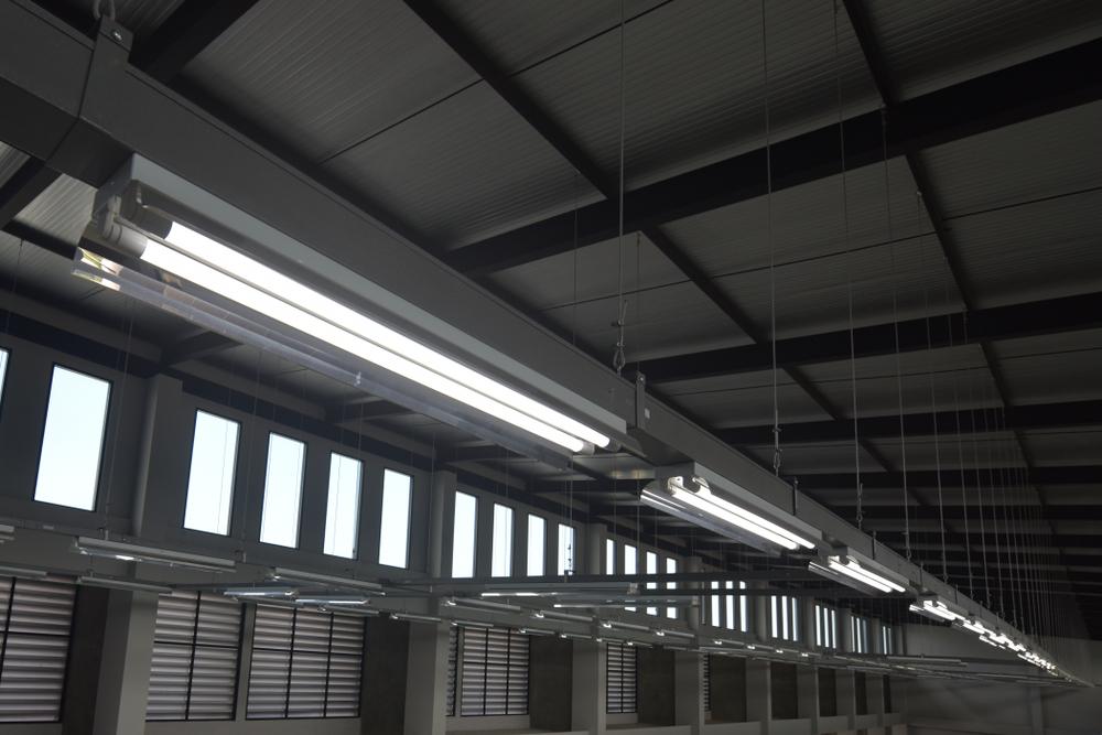 คู่มือเลือกซื้อหลอดไฟ LED แบบยาวให้เหมาะกับบ้านและสำนักงาน